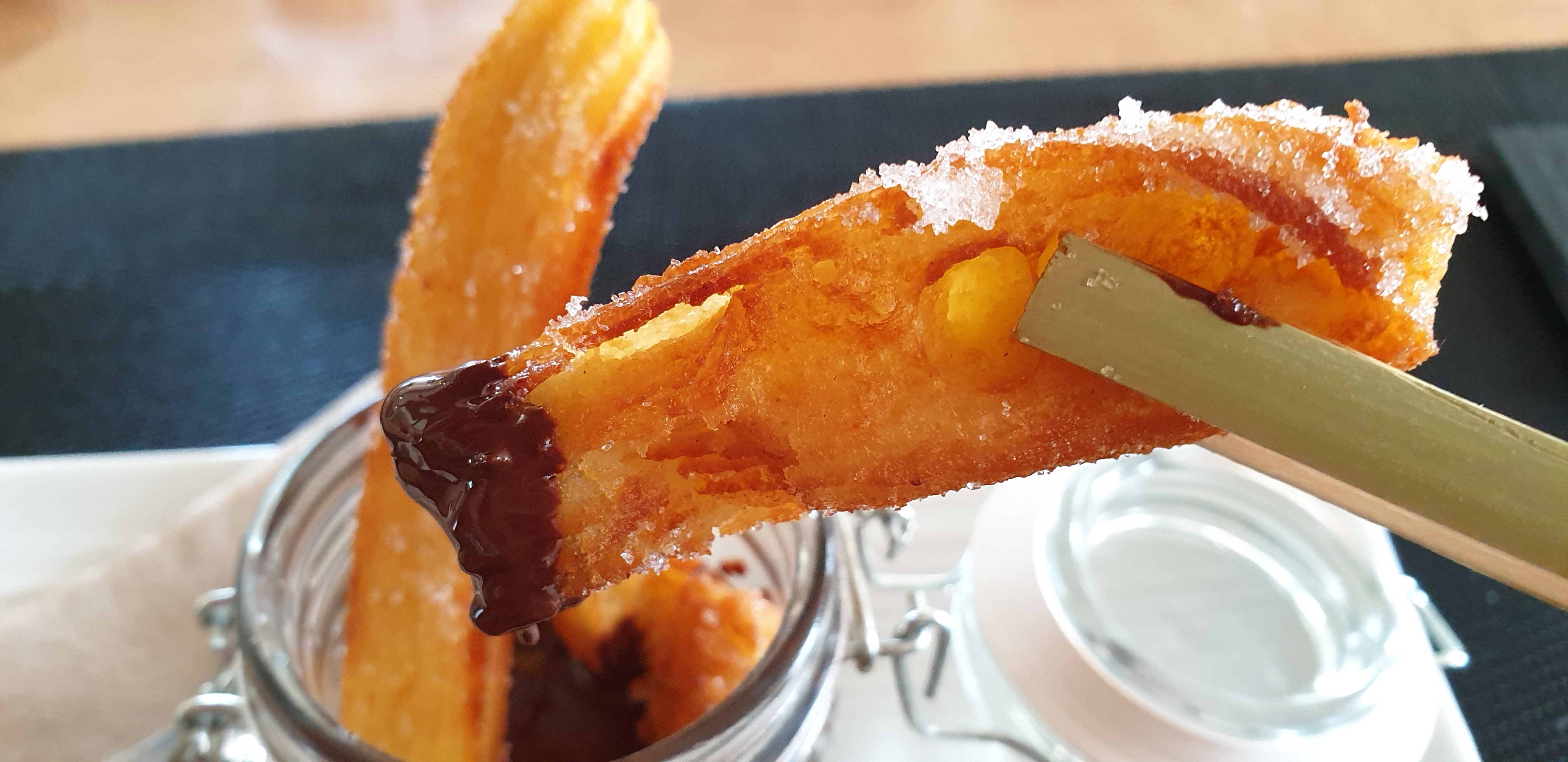 churros au chocolat